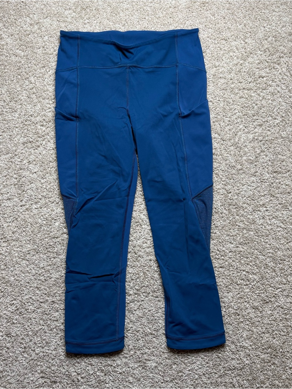 Lululemon Sole Training Crop